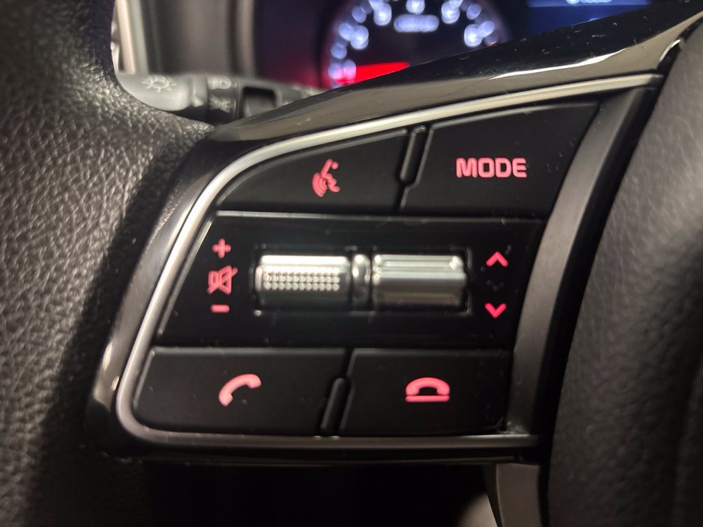 Used 2022 Kia Sportage LX AWD/4WD image 16