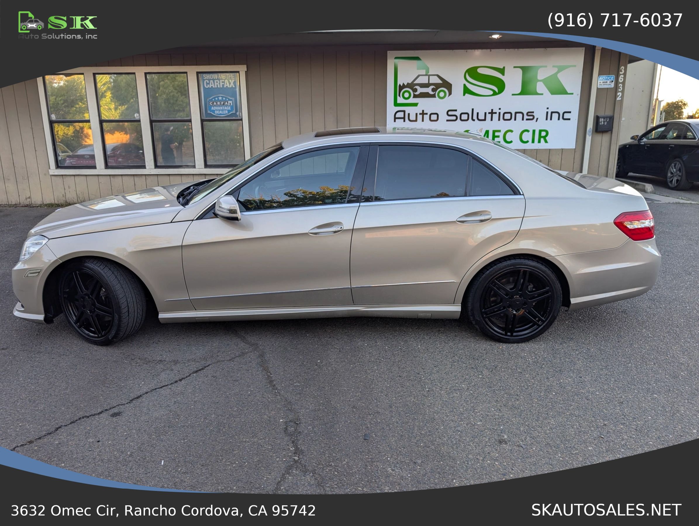 Used 2010 Mercedes-Benz E 350 4MATIC Sedan image 12