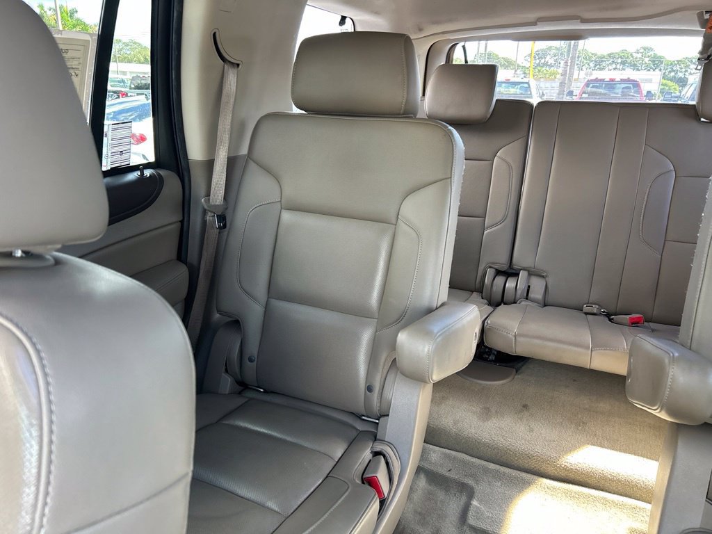 Used 2016 GMC Yukon SLT w/ HD Trailering Package RWD image 12