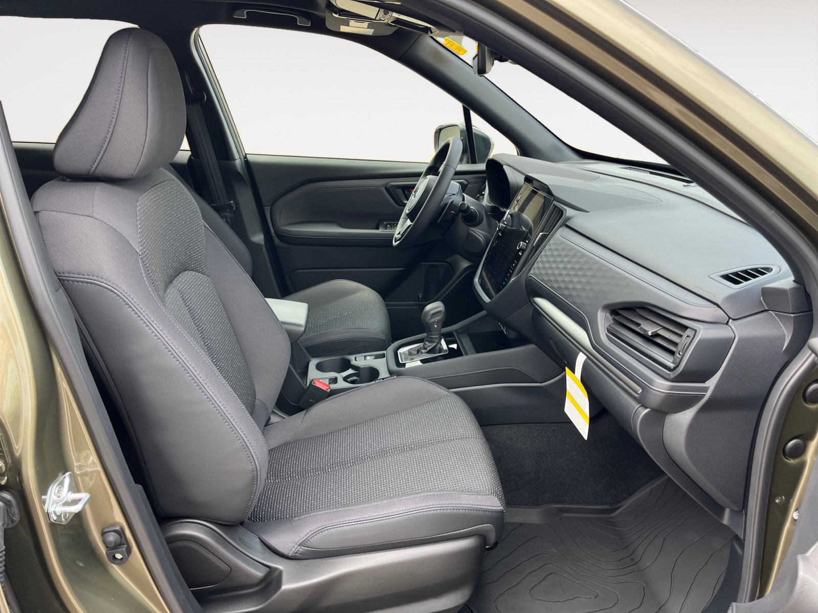 Certified 2025 Subaru Forester Premium AWD/4WD image 18
