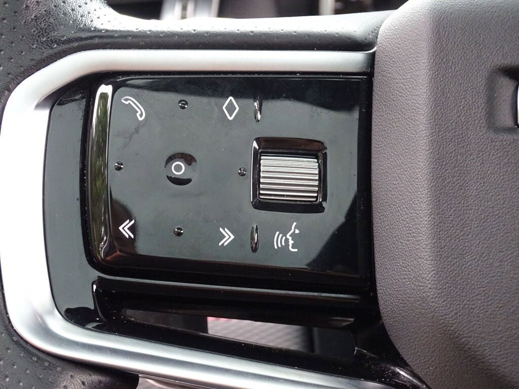 Used 2022 Land Rover Discovery Sport S R-Dynamic image 37