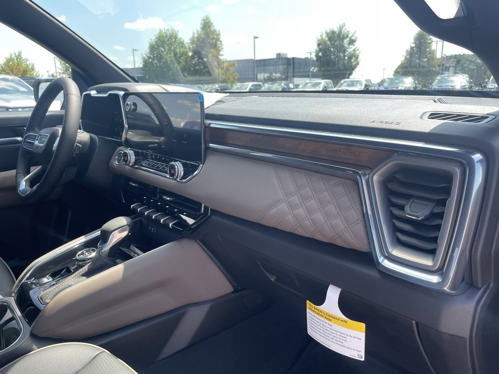 New 2026 GMC Canyon Denali image 32