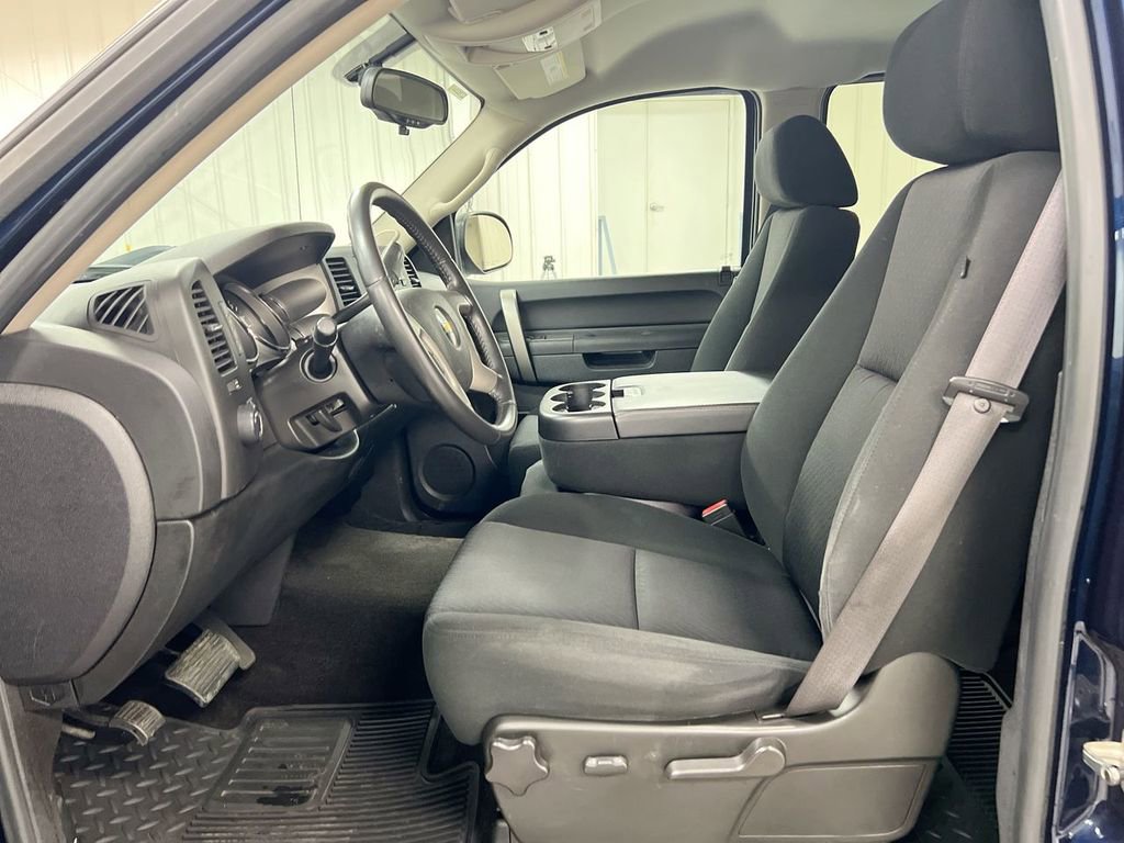 Used 2011 Chevrolet Silverado 1500 LT w/ All-Star Edition image 18