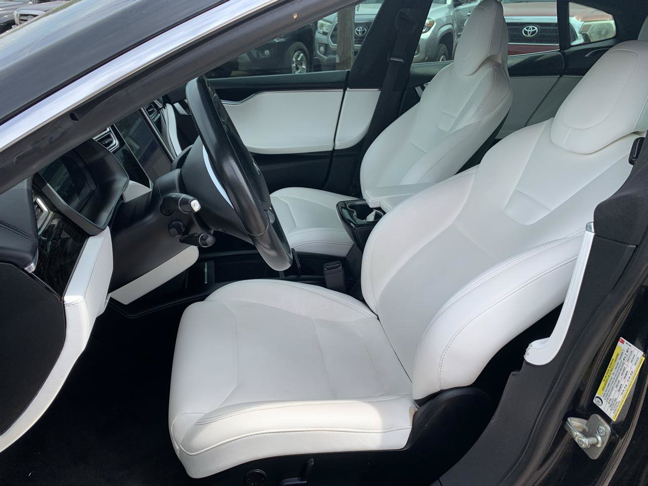 Used 2017 Tesla Model S 60 RWD image 8