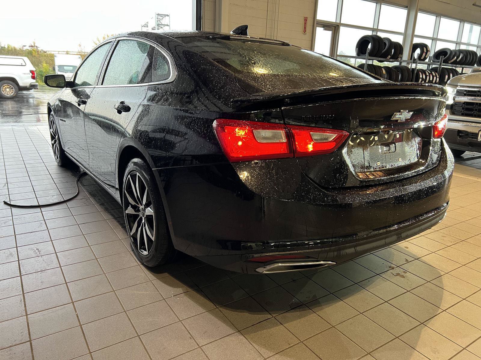 Used 2024 Chevrolet Malibu RS FWD image 4