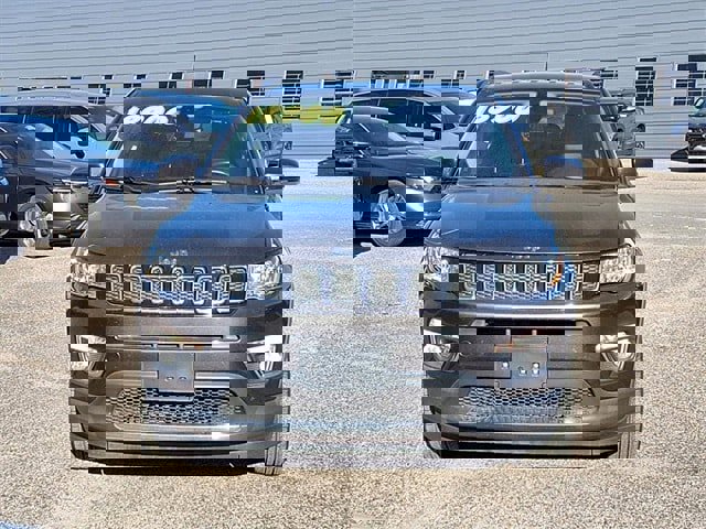 Used 2019 Jeep Compass Limited w/ Safety & Security Group image 19