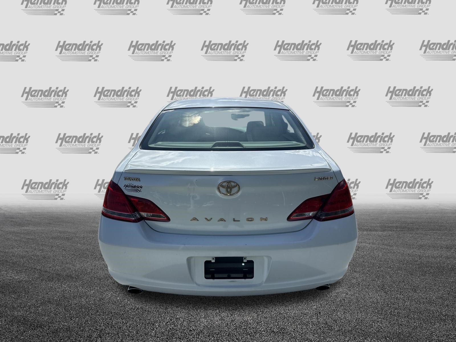 Used 2005 Toyota Avalon Limited FWD image 9