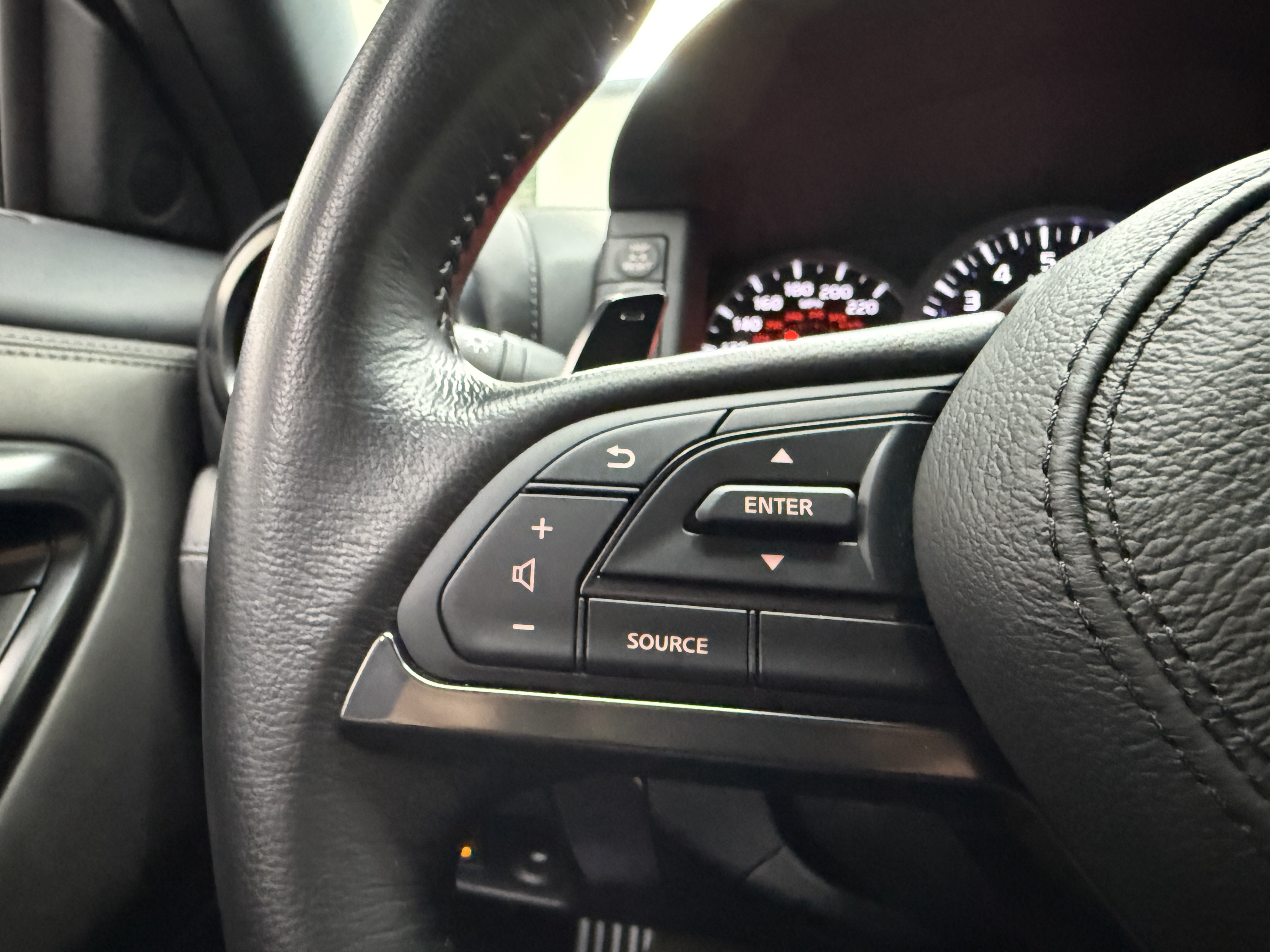 Used 2020 Nissan GT-R Premium AWD/4WD image 15