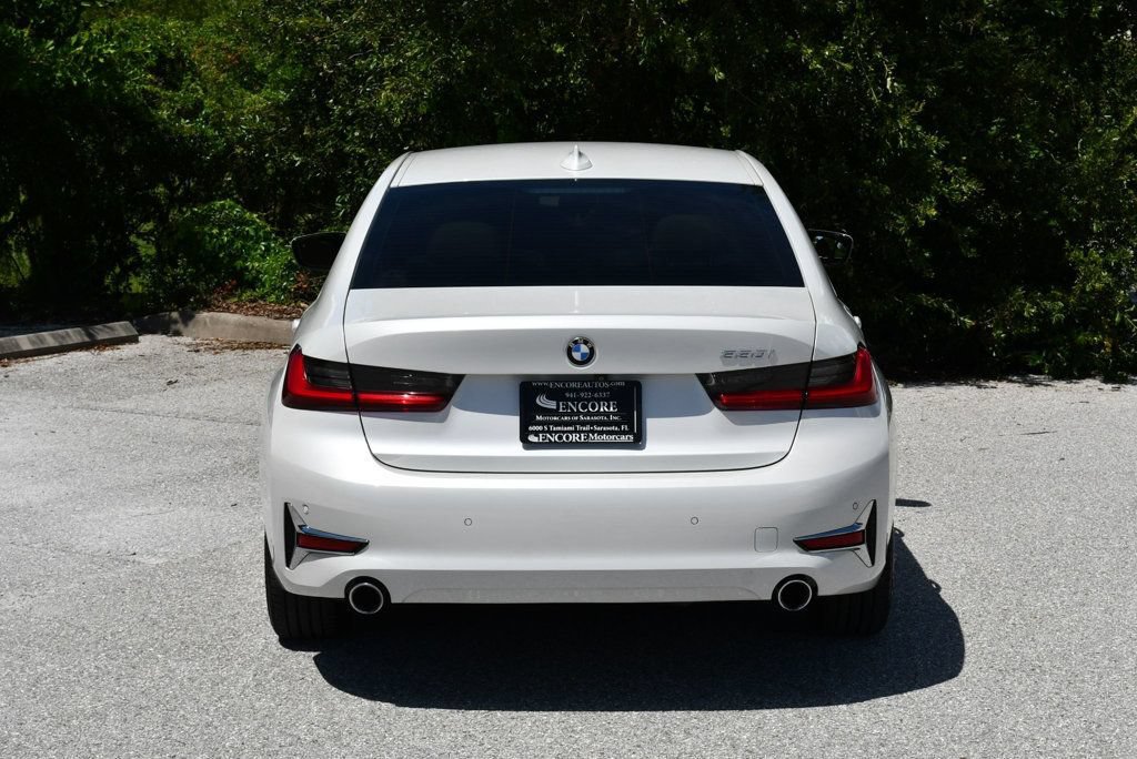 Used 2019 BMW 330i Sedan w/ Convenience Package RWD image 5