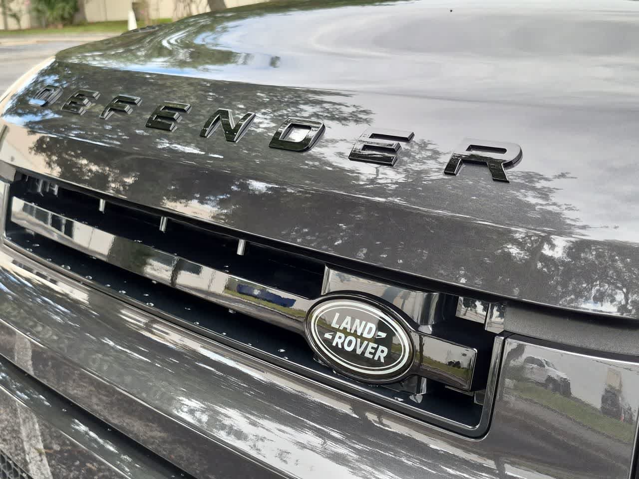 New 2026 Land Rover Defender 110 S AWD/4WD image 13