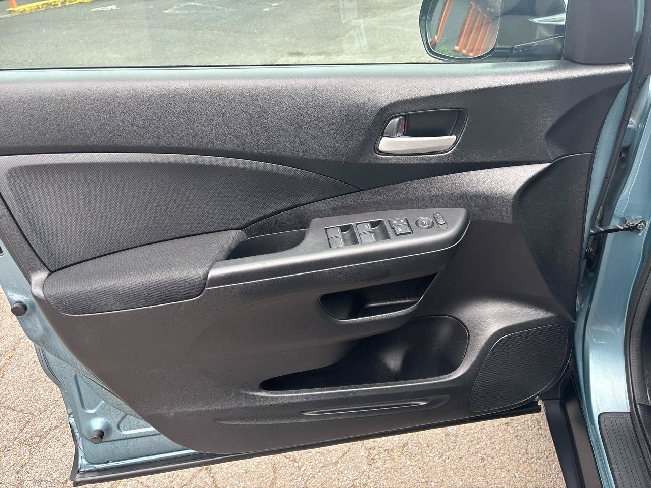 Used 2015 Honda CR-V LX image 13