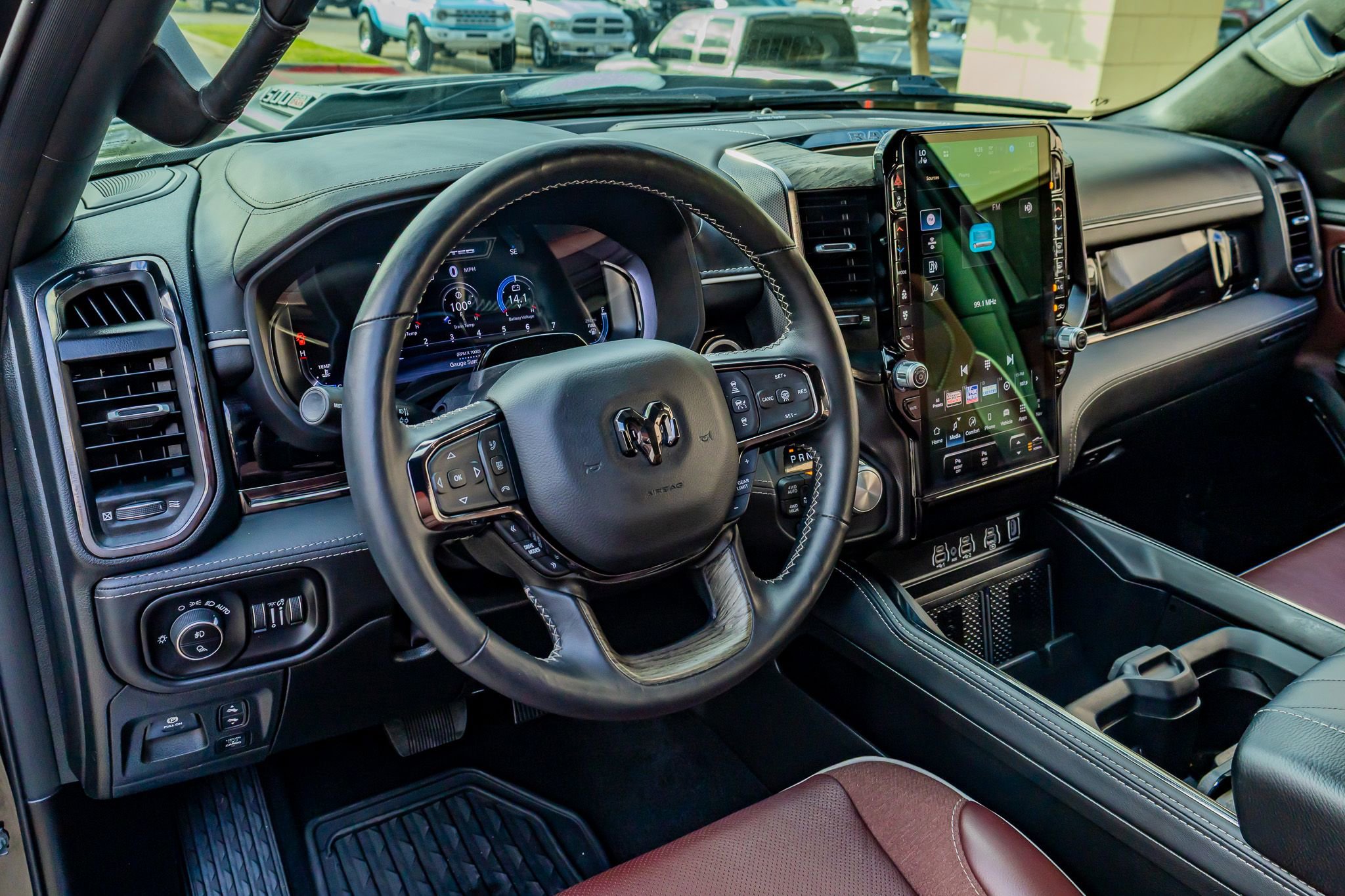 Used 2025 RAM 1500 Limited image 17