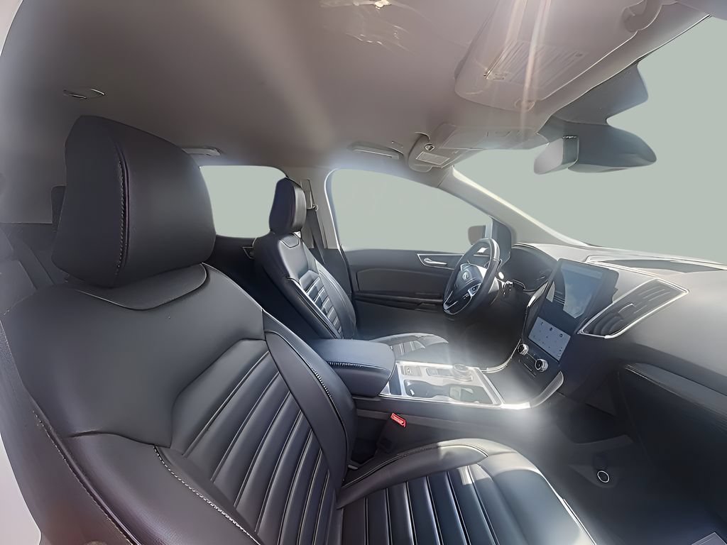 Used 2024 Ford Edge SEL w/ Convenience Package AWD/4WD image 16