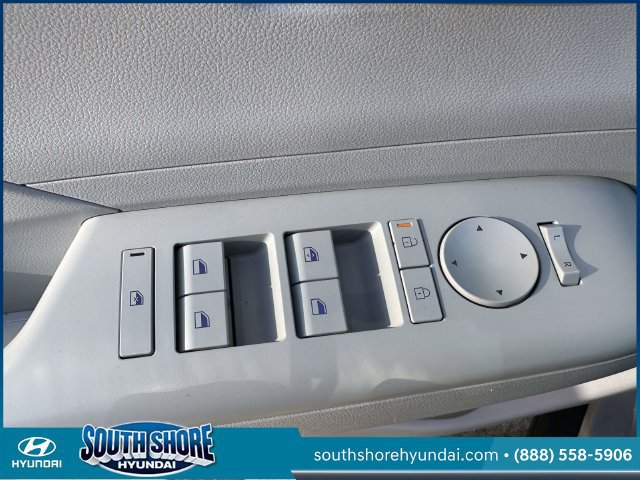 Certified 2024 Hyundai Kona SE AWD/4WD image 19