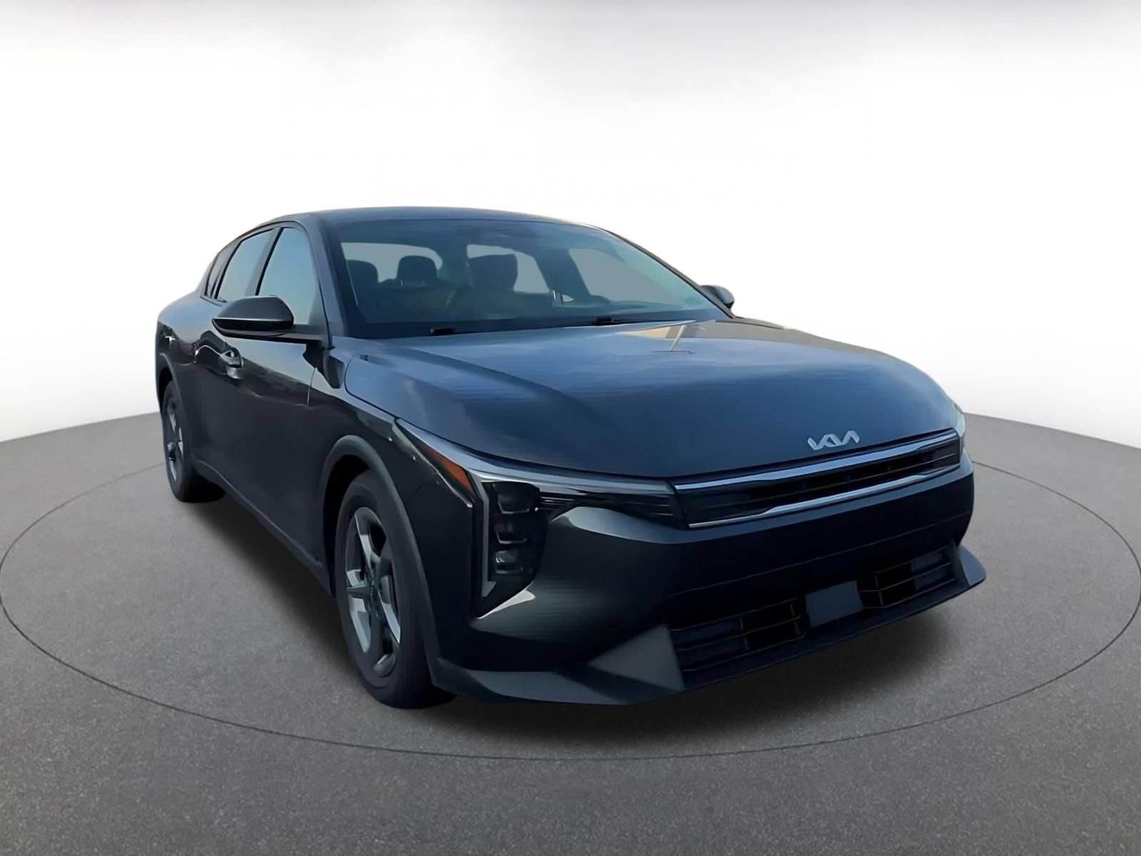 Used 2025 Kia K4 FWD image 3