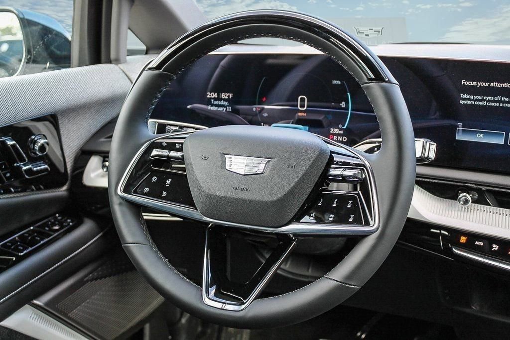 Used 2025 Cadillac Optiq Sport 1 image 23