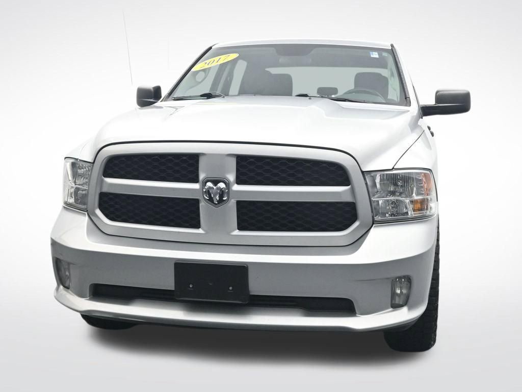 Used 2017 RAM 1500 Express AWD/4WD image 2