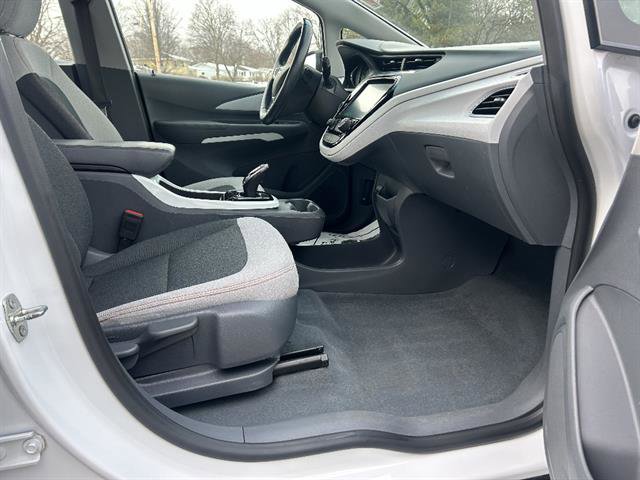 Certified 2018 Chevrolet Bolt LT image 36