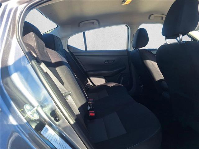 Used 2025 Nissan Sentra SV image 18