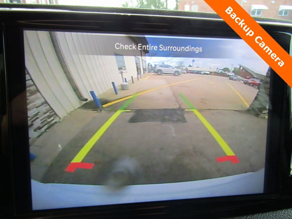 New 2026 Chrysler Pacifica Select image 15