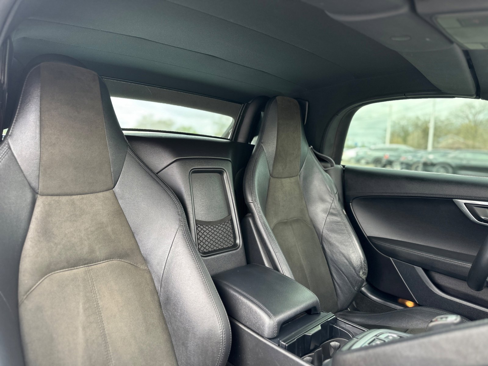 Used 2019 Jaguar F-TYPE Convertible RWD image 34