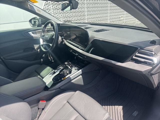Used 2025 Audi A5 2.0T Premium Plus w/ Premium Plus AWD/4WD image 9