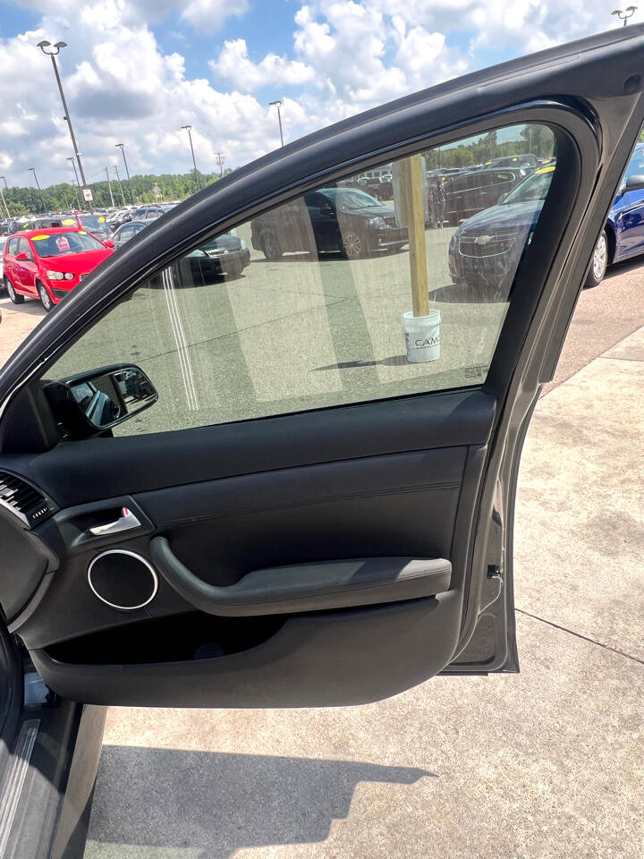 Used 2009 Pontiac G8 Base image 16