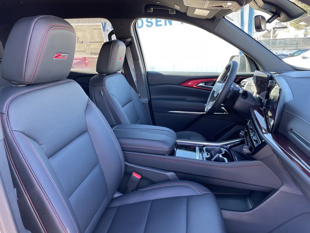 New 2026 Chevrolet Traverse Z71 w/ Driver Confidence Package image 19
