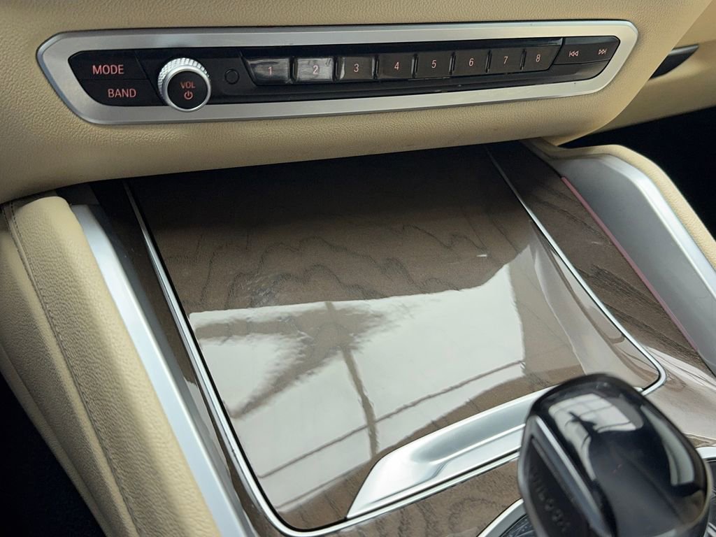 Used 2021 BMW X6 xDrive40i w/ M Sport Package image 33