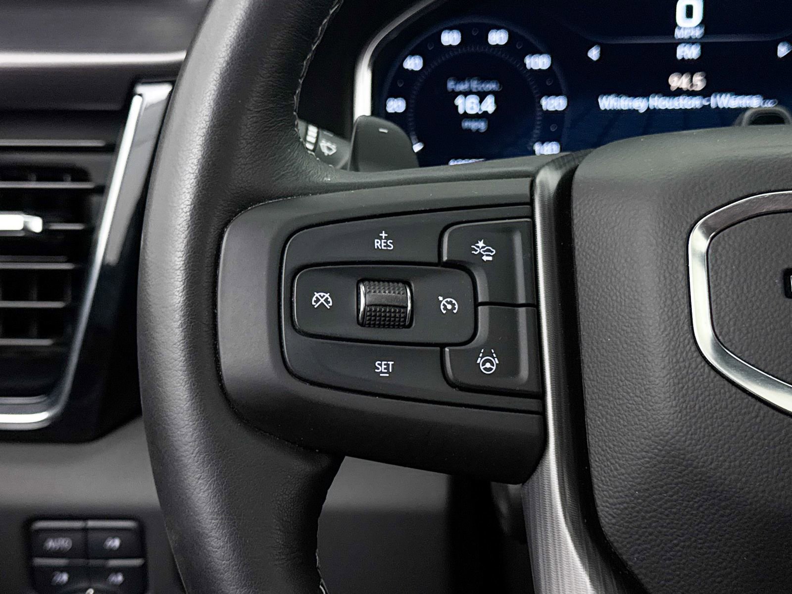 Used 2025 GMC Sierra 1500 Denali Ultimate image 33