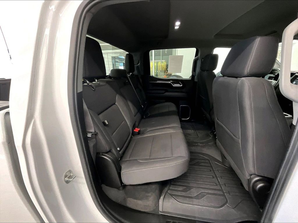 Used 2024 GMC Sierra 1500 Elevation image 16