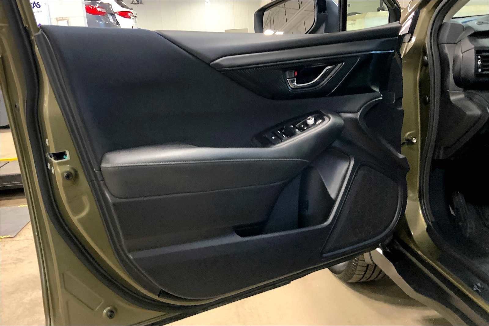 Used 2021 Subaru Outback Premium image 21