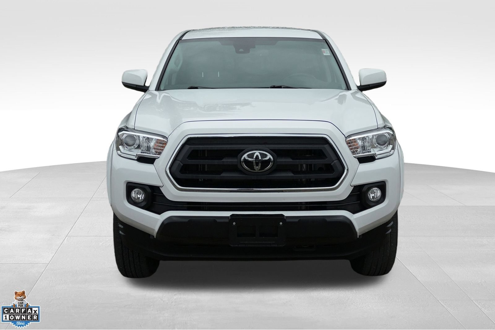 Used 2023 Toyota Tacoma SR5 AWD/4WD image 4