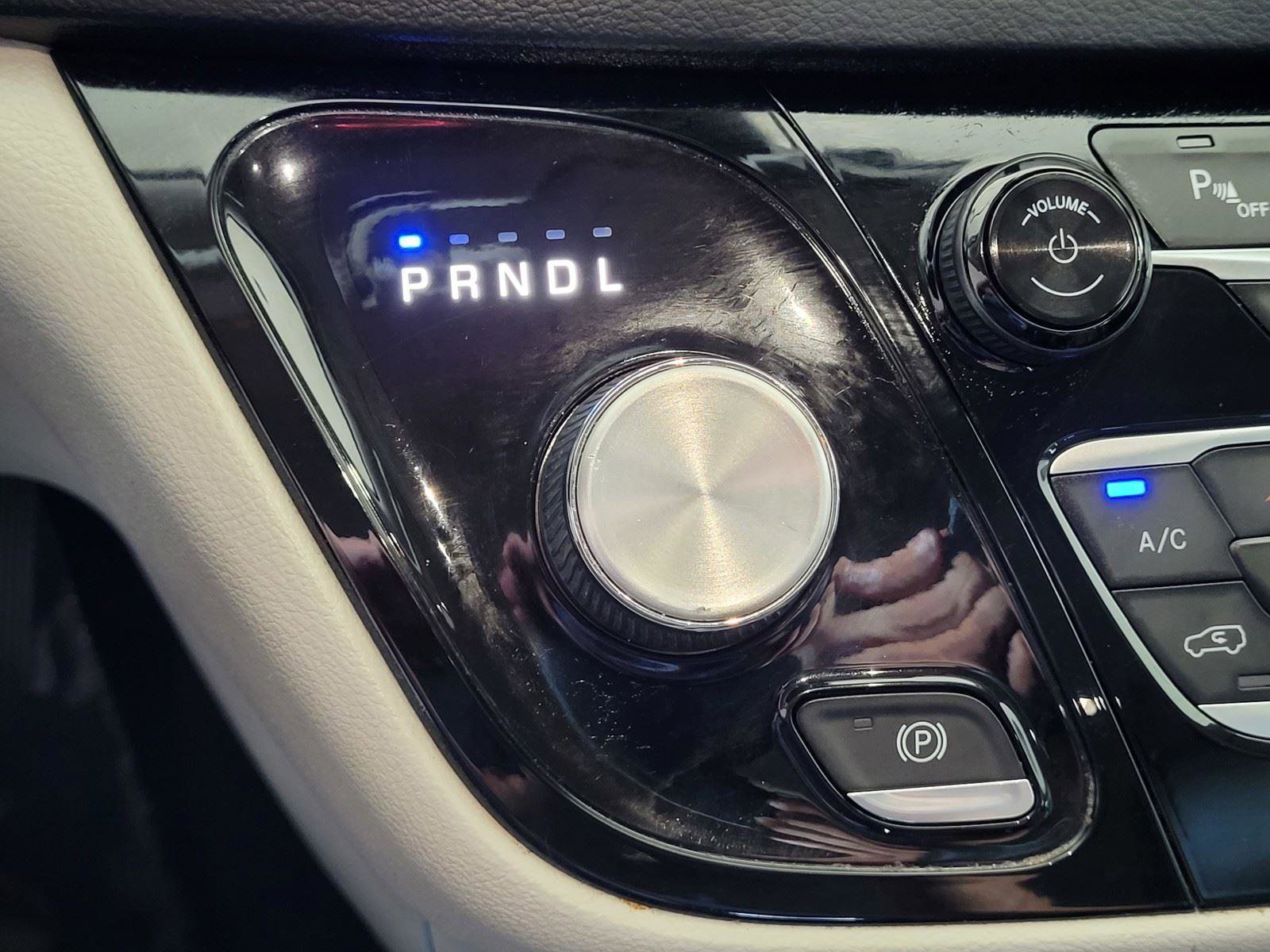 Used 2018 Chrysler Pacifica Touring Plus image 25