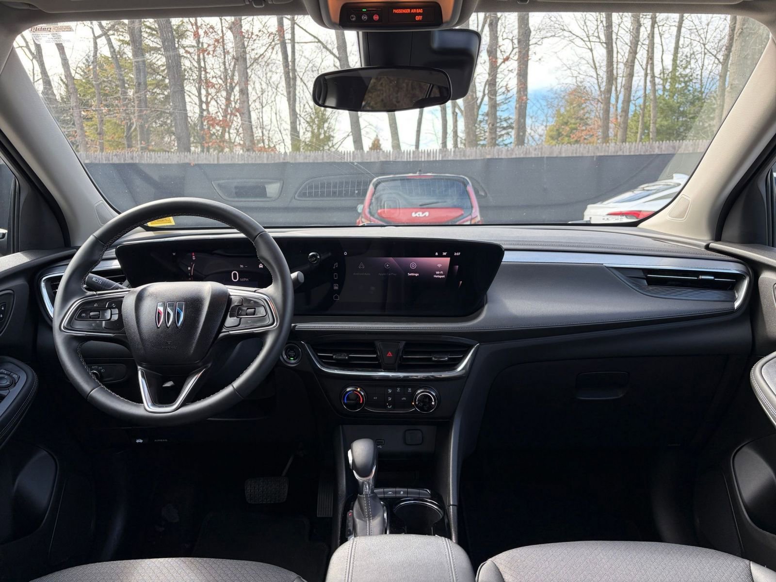 Used 2025 Buick Encore GX Preferred image 32