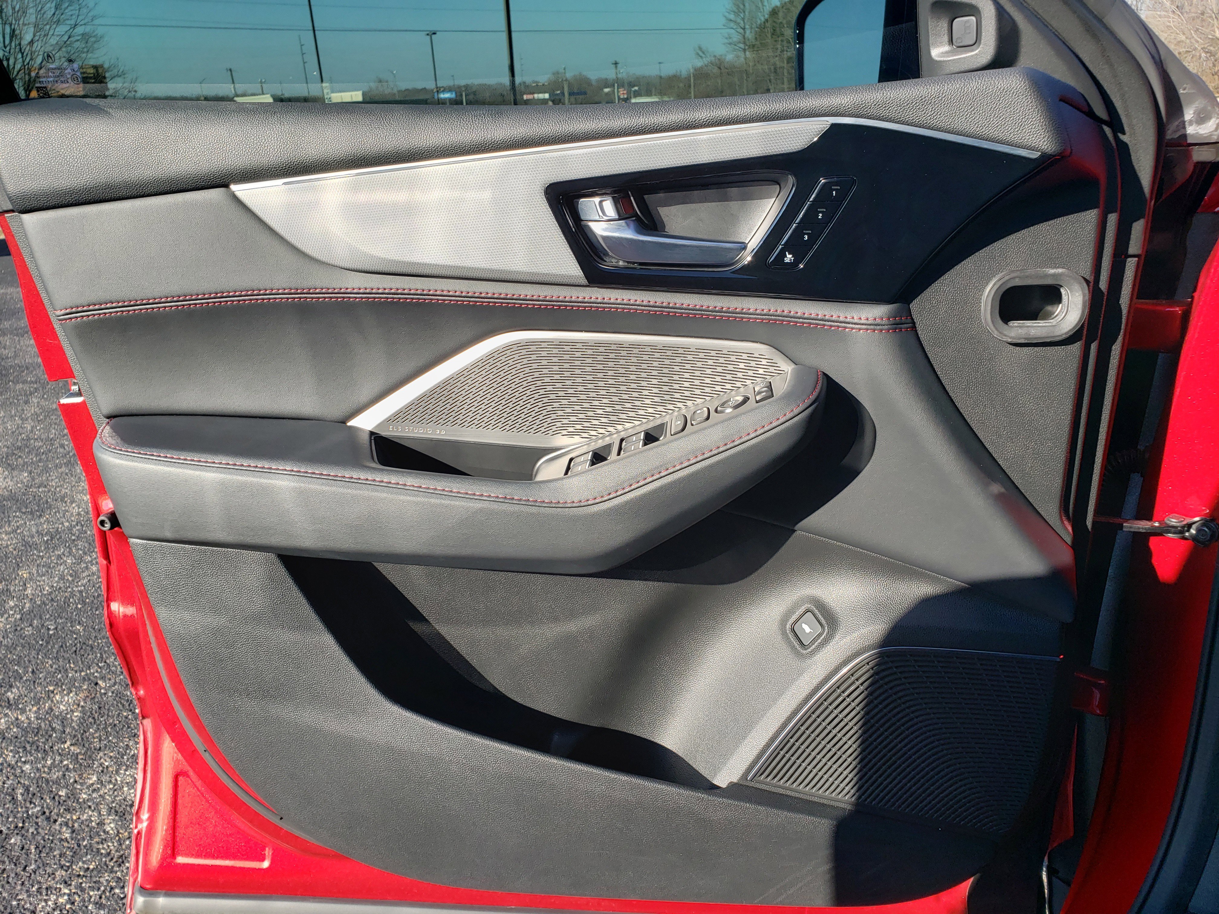 Used 2022 Acura MDX A-Spec image 12