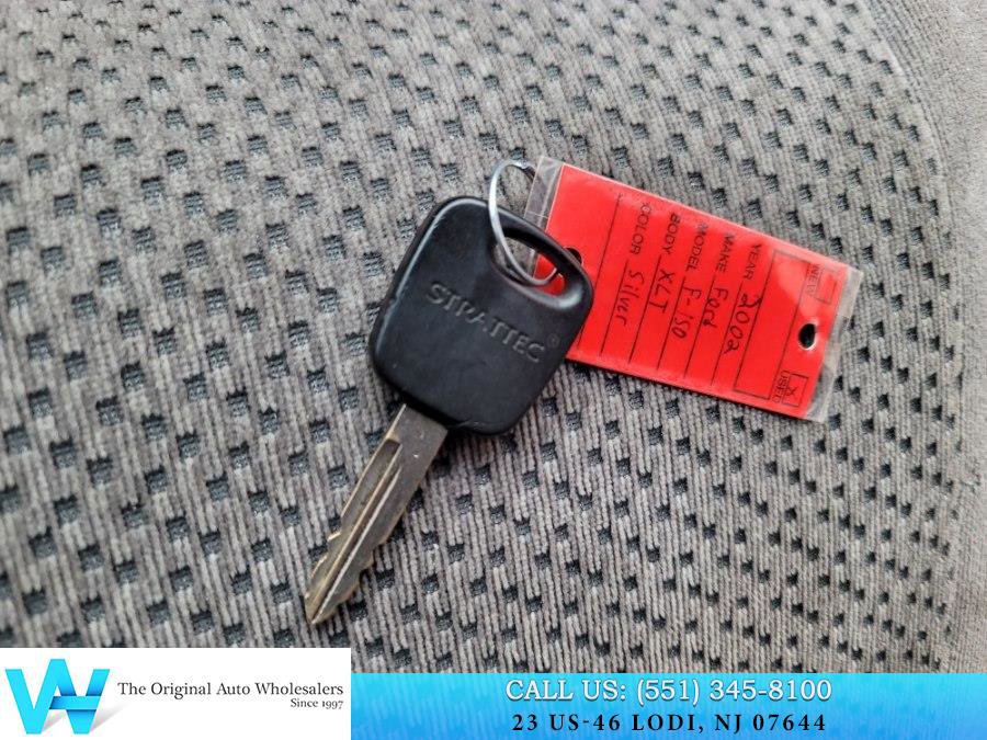 Used 2002 Ford F150 XLT image 16