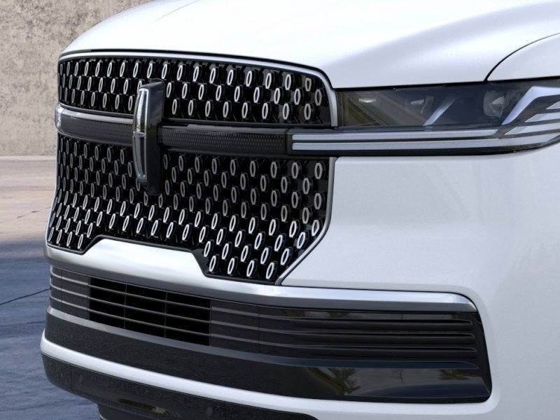 New 2026 Lincoln Navigator Reserve AWD/4WD image 17
