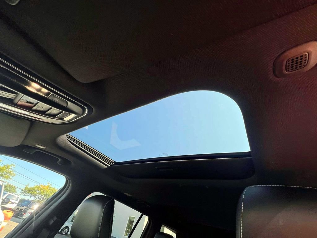 Certified 2023 Jeep Grand Cherokee L Laredo image 35