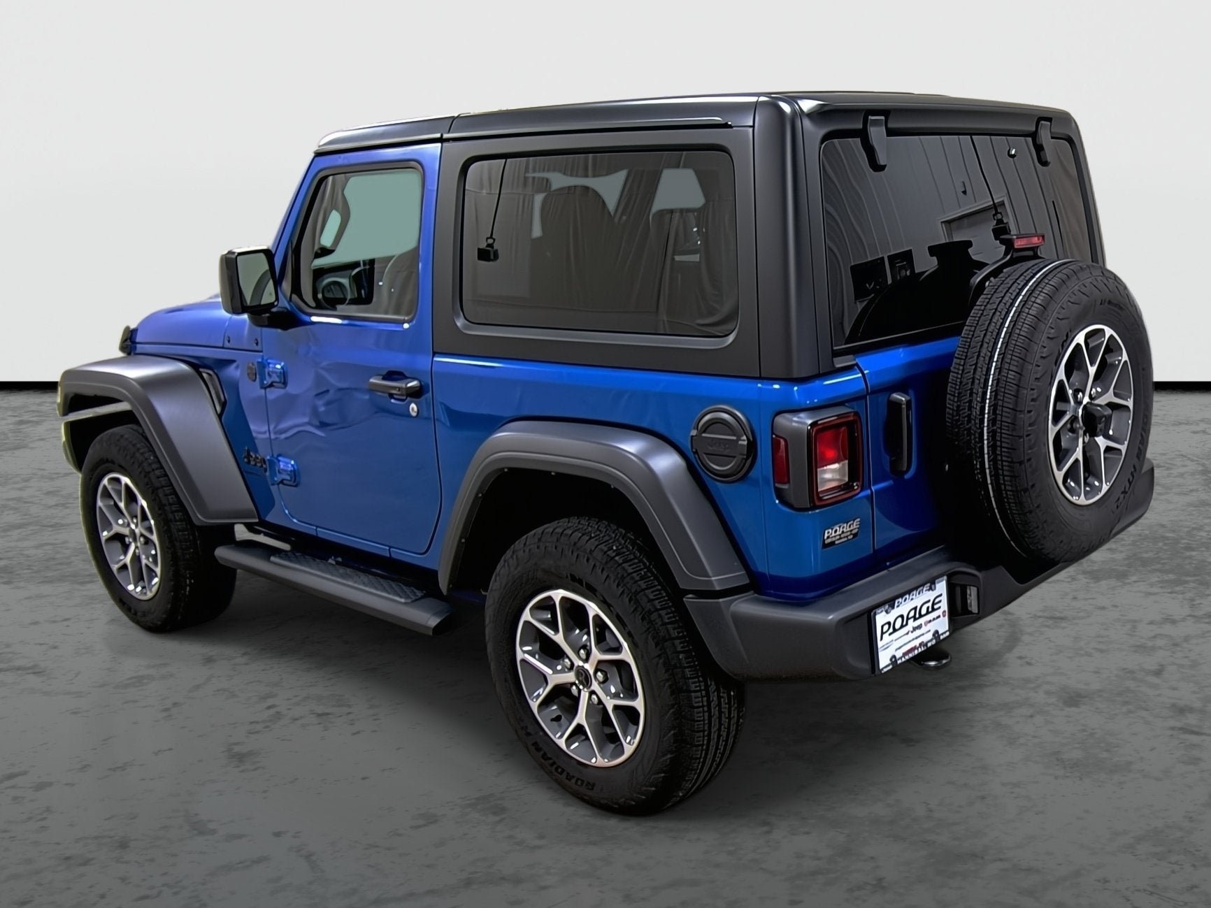Used 2024 Jeep Wrangler Sport AWD/4WD image 2