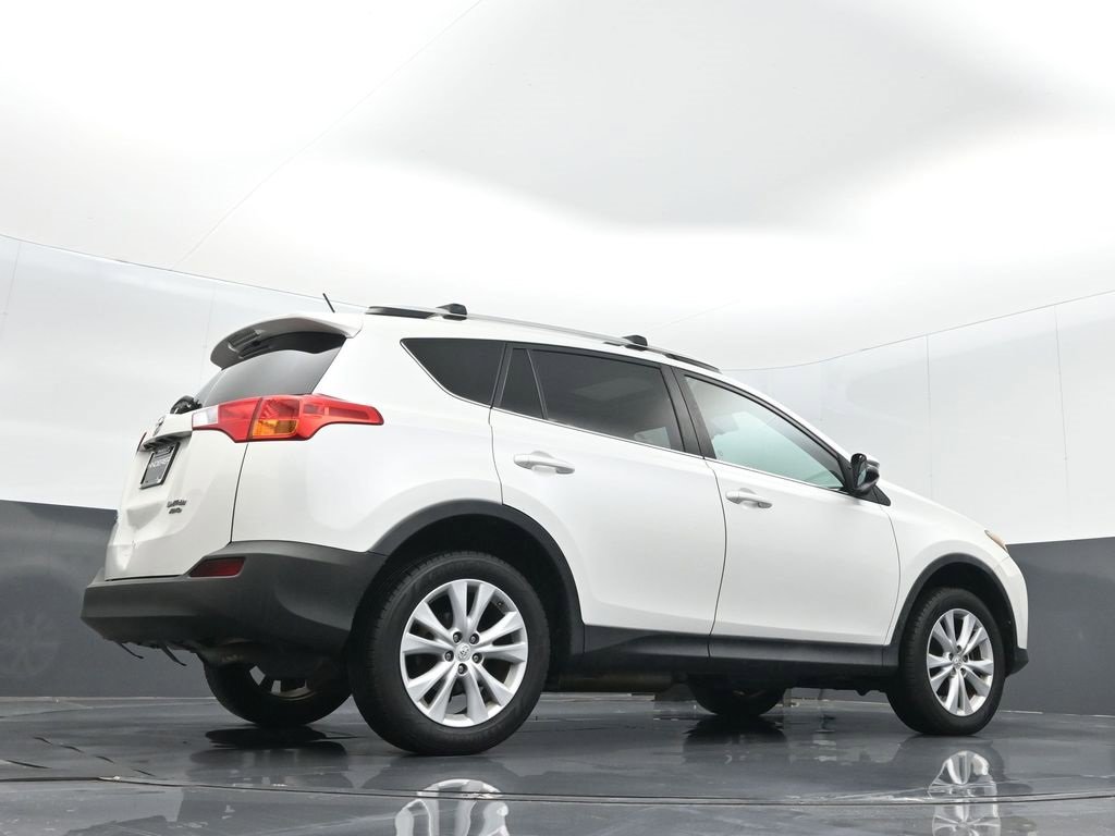 Used 2013 Toyota RAV4 Limited image 23