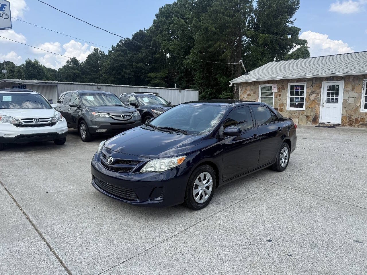 Used 2013 Toyota Corolla L FWD image 3