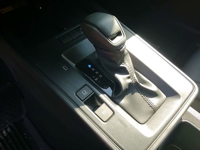 Used 2026 Toyota Corolla Cross LE w/ Black Badges Package (TMS) image 18