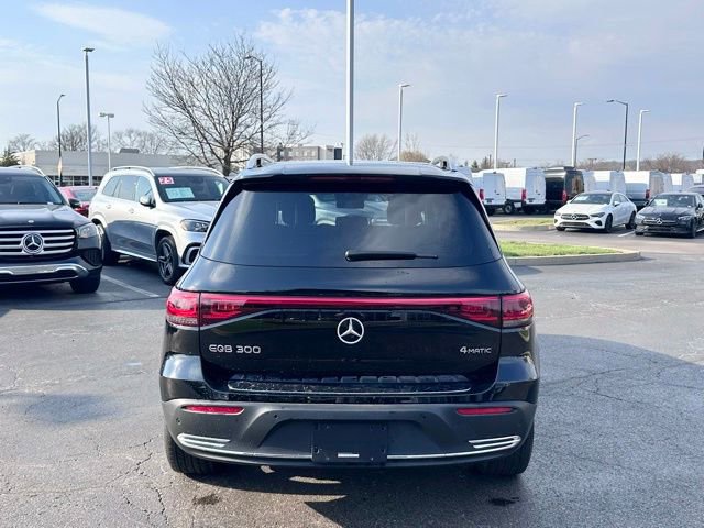 Certified 2023 Mercedes-Benz EQB 300 4MATIC w/ Driver Assistance Package image 6