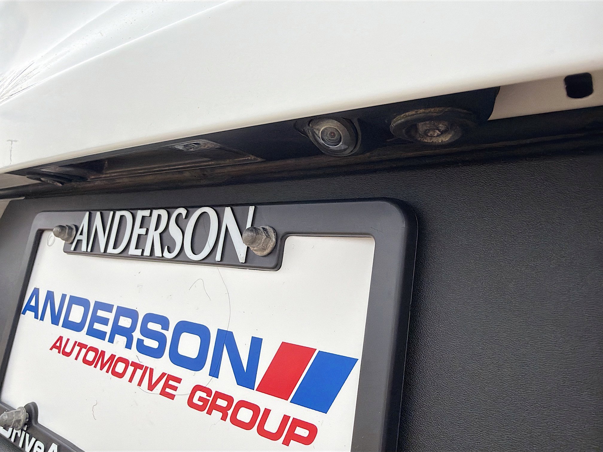 Used 2022 Volvo XC40 T5 Momentum AWD/4WD image 14