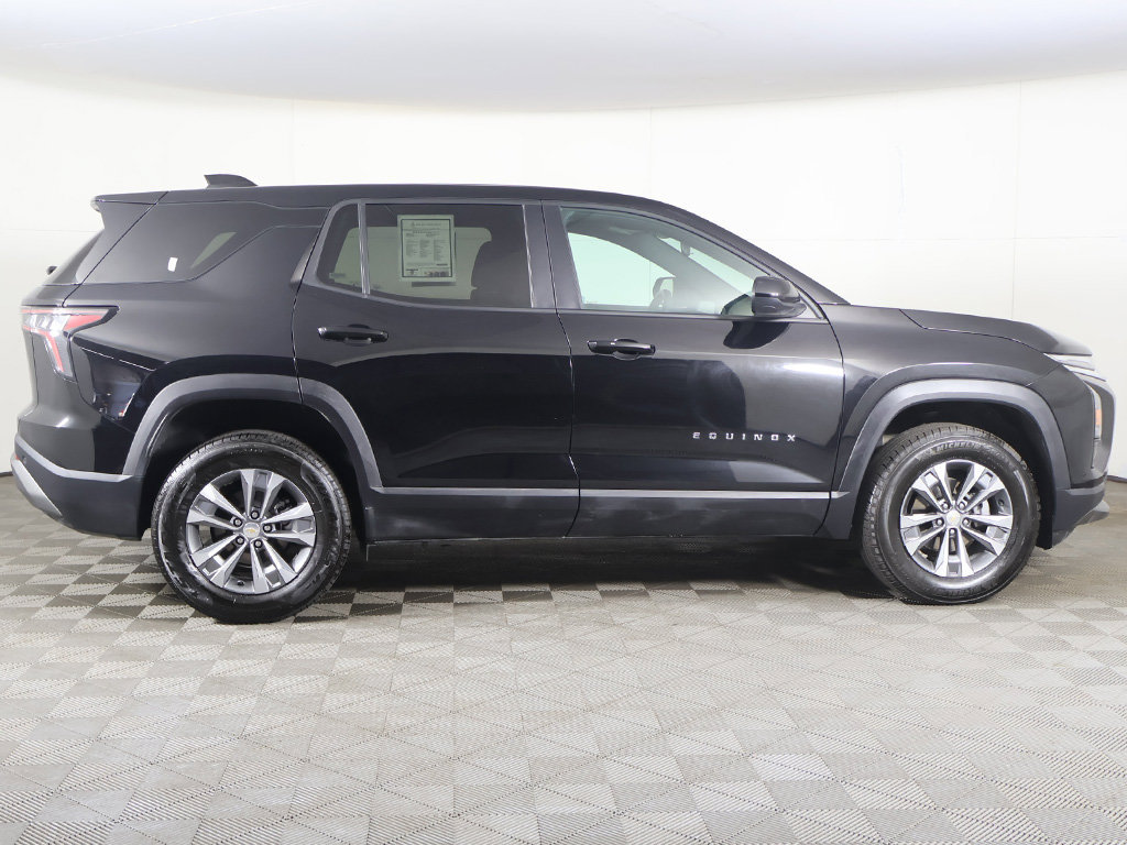 Used 2026 Chevrolet Equinox LT AWD/4WD image 20
