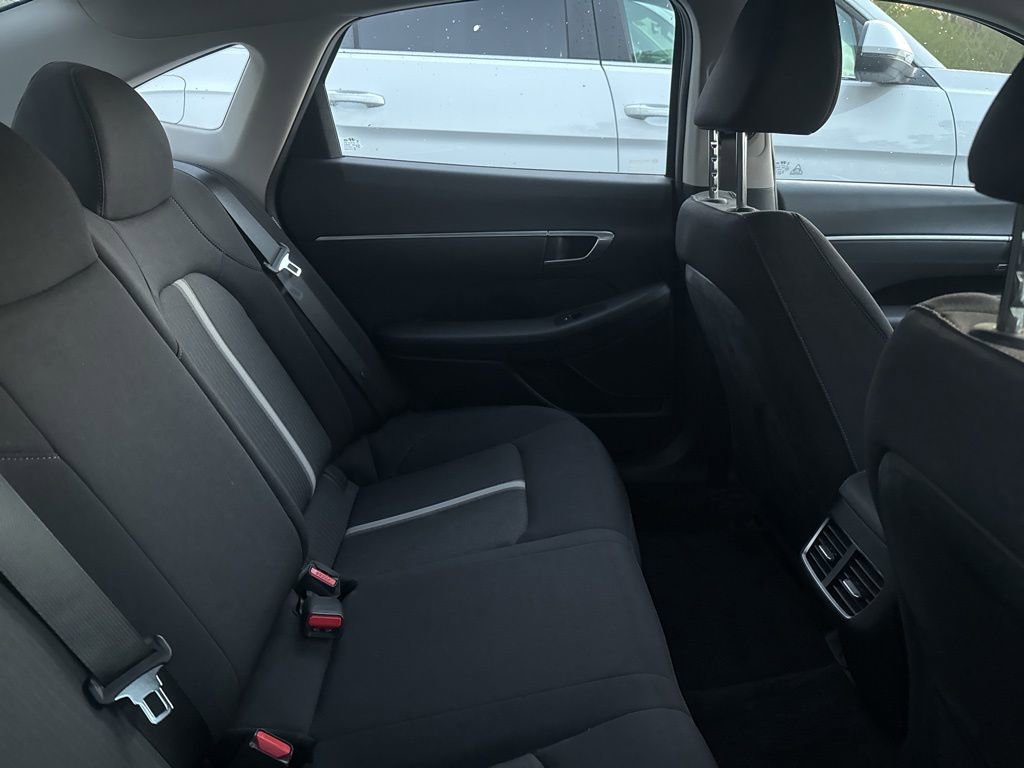 Used 2022 Hyundai Sonata SEL image 12
