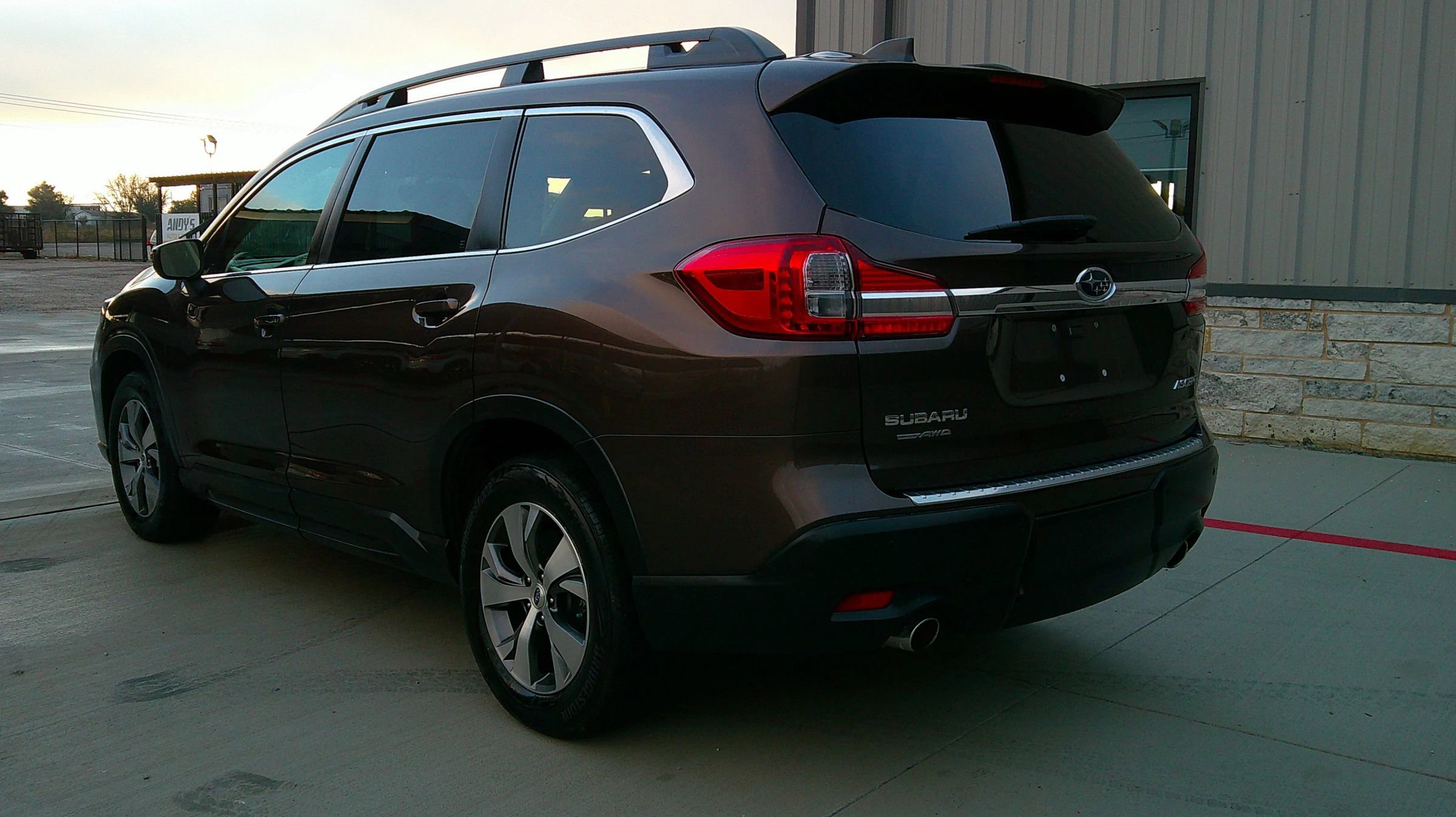 Used 2019 Subaru Ascent Premium image 5