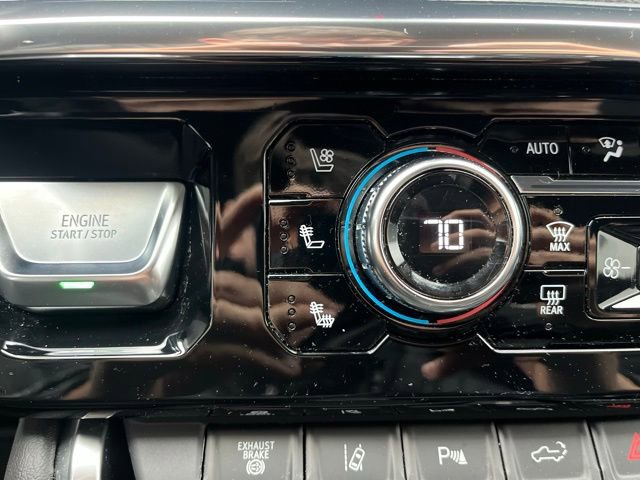 Used 2025 GMC Sierra 2500 Denali w/ Denali Reserve Package image 15