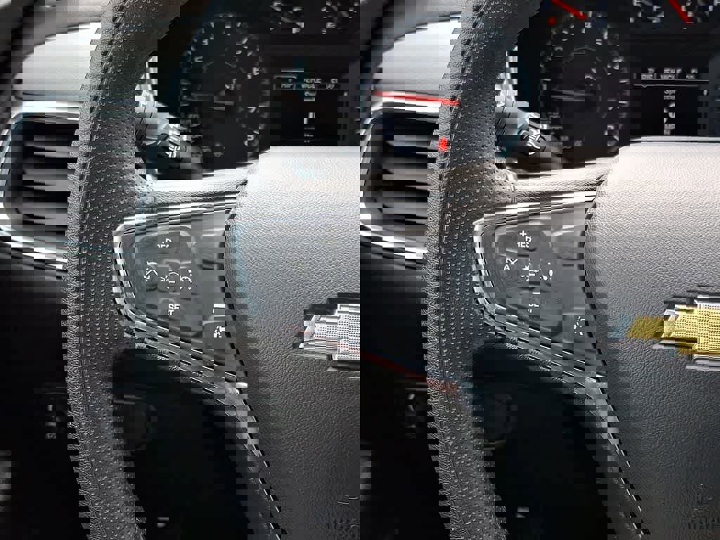 Used 2023 Chevrolet Equinox LS w/ Driver Confidence II Package image 19